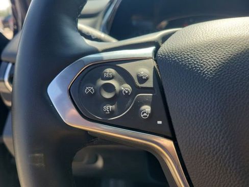 Used 2023 Chevrolet Traverse RS FWD image 21