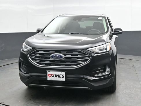 Used 2020 Ford Edge SEL w/ Convenience Package image 6