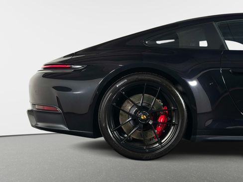 Used 2026 Porsche 911 Carrera 4 GTS AWD/4WD image 5