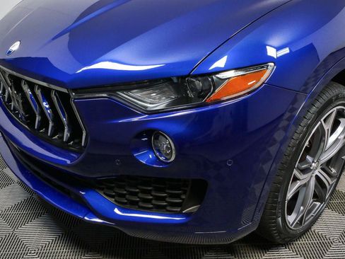 Used 2023 Maserati Levante GT AWD/4WD image 35