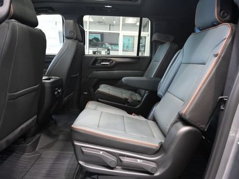 New 2026 GMC Yukon XL AT4 w/ AT4 Premium Package AWD/4WD image 13