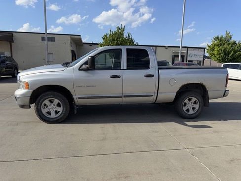 Used 2004 Dodge Ram 1500 Truck SLT w/ Quad Cab Value Group AWD/4WD image 4