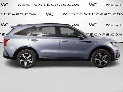 Used 2021 Kia Sorento S w/ Panoramic Sunroof Package FWD image 43