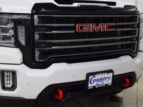 Used 2023 GMC Sierra 2500 AT4 w/ AT4 Premium Plus Package image 13