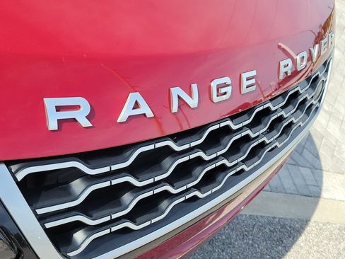 Used 2023 Land Rover Range Rover Evoque S AWD/4WD image 9