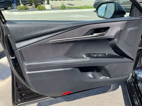 Used 2025 Toyota Camry LE FWD image 32