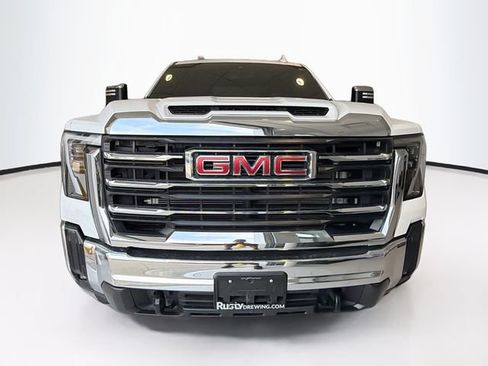 Certified 2025 GMC Sierra 2500 SLT AWD/4WD image 2