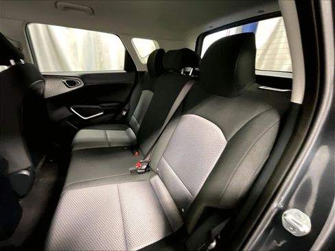 Used 2024 Kia Soul LX w/ Option Group 015 image 15