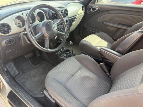 Used 2005 Chrysler PT Cruiser Touring FWD image 14