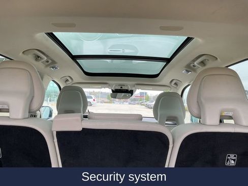 Used 2018 Volvo XC90 T6 Momentum w/ Convenience Package image 24