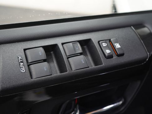 Used 2023 Toyota 4Runner TRD Off-Road image 21