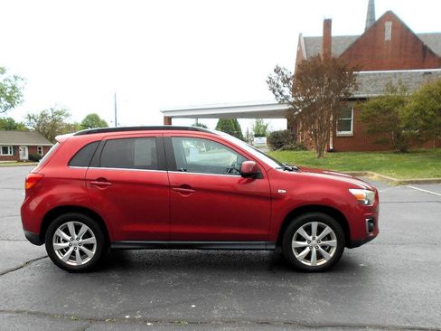 Used 2013 Mitsubishi Outlander Sport SE image 5