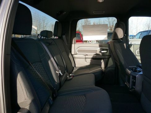 New 2026 RAM 2500 Big Horn AWD/4WD image 12