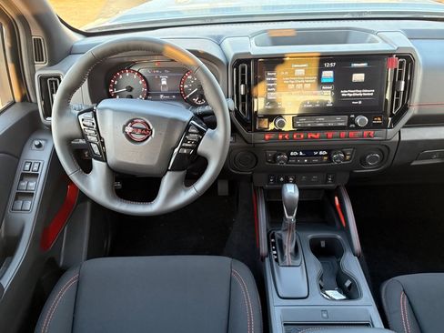 New 2026 Nissan Frontier Pro-X w/ Pro-X Convenience Package image 10