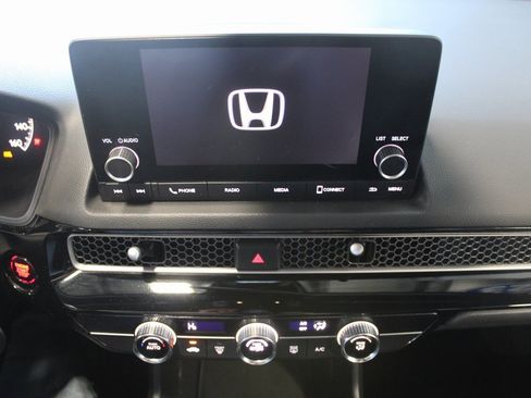 Used 2023 Honda Civic Sport image 26