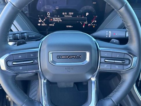 Used 2025 GMC Yukon Denali AWD/4WD image 33