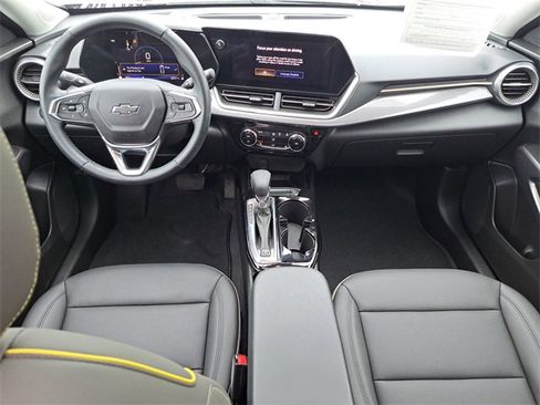 Used 2024 Chevrolet Trax ACTIV w/ Sunroof Package image 10