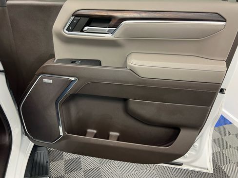 Used 2023 GMC Sierra 1500 SLT w/ SLT Premium Plus Package image 14