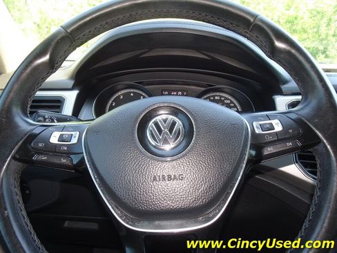 Used 2018 Volkswagen Atlas SE AWD/4WD image 22