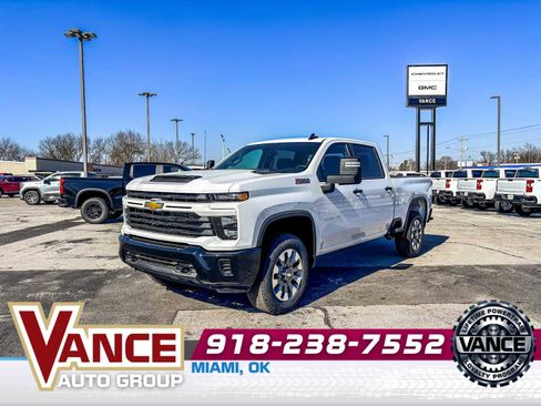 New 2026 Chevrolet Silverado 2500 Custom w/ Z71 Off-Road Package AWD/4WD image 3