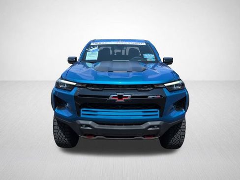 Used 2024 Chevrolet Colorado ZR2 w/ Technology Package AWD/4WD image 5