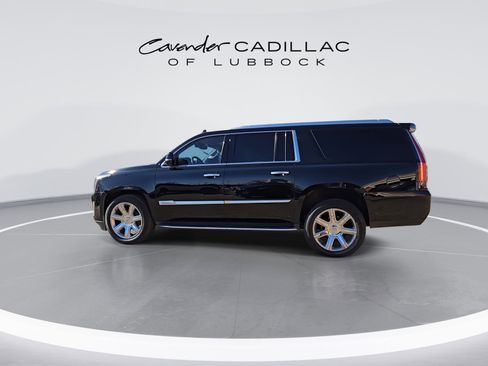 Used 2018 Cadillac Escalade ESV Luxury image 6