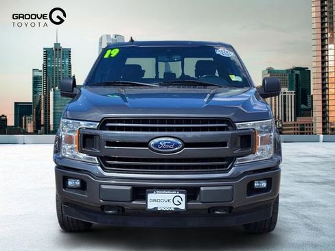 Used 2019 Ford F150 XLT w/ Equipment Group 302A Luxury AWD/4WD image 9