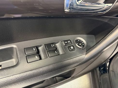 Used 2013 Kia Sorento LX w/ Convenience Pkg FWD image 9