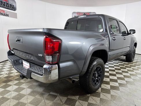 Used 2021 Toyota Tacoma SR5 RWD image 3