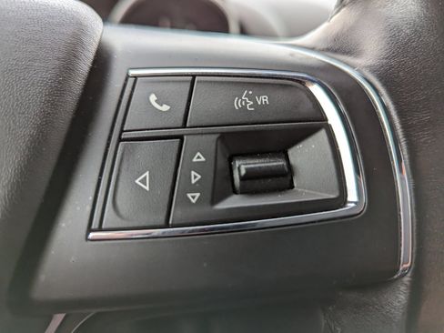 Used 2018 Maserati Levante image 19