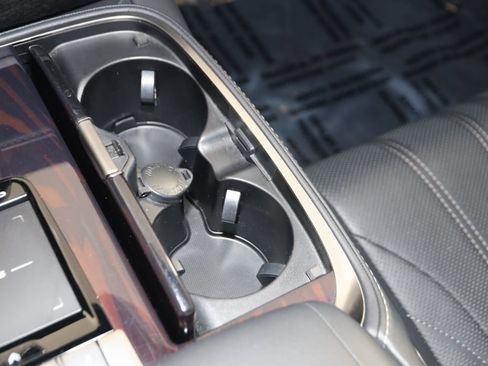 Used 2019 Lexus LS 500 AWD w/ Interior Upgrade Package image 34