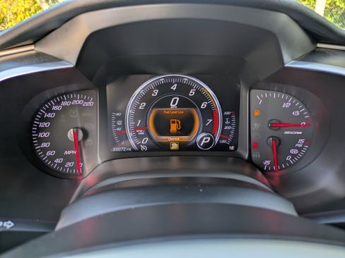 Used 2019 Chevrolet Corvette Z06 w/ Chrome Badge Package image 27