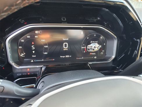 New 2026 GMC Sierra 1500 Elevation image 15