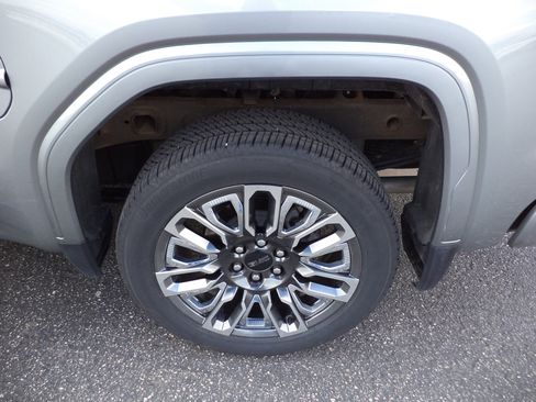 Used 2024 GMC Sierra 1500 Denali Ultimate image 4