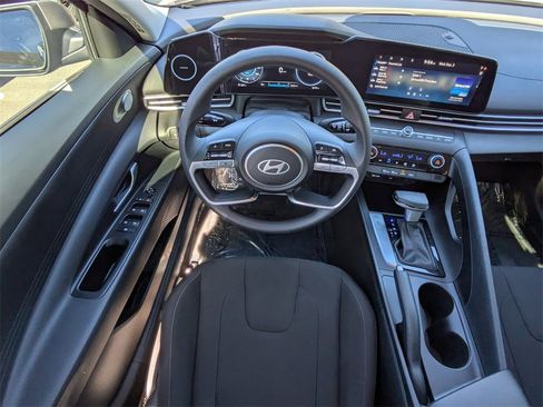 Certified 2024 Hyundai Elantra SEL image 14