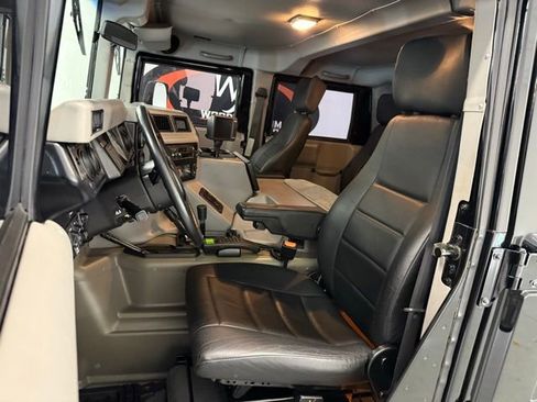 Used 1996 HUMMER H1 4-Door Wagon image 14