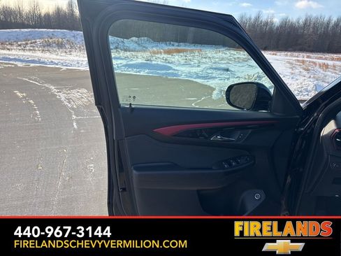 Used 2024 Chevrolet TrailBlazer RS w/ Convenience Package image 14