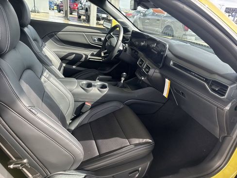 New 2025 Ford Mustang GT Premium w/ GT Performance Package image 12