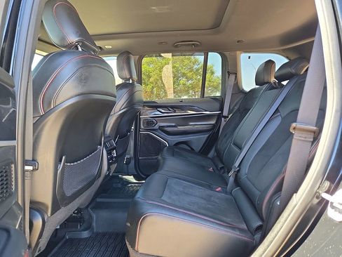 Used 2022 Jeep Grand Cherokee Trailhawk w/ ADV Protech Group II AWD/4WD image 16