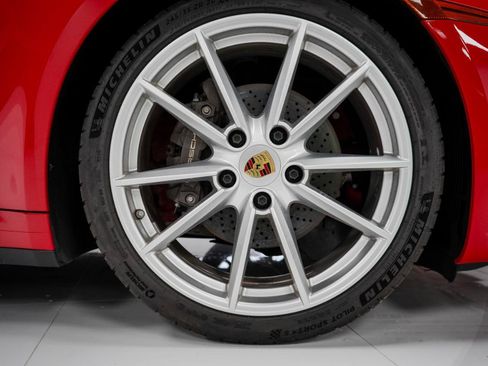 Used 2024 Porsche 911 Carrera image 11
