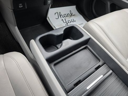 Used 2022 Honda Odyssey EX-L image 25