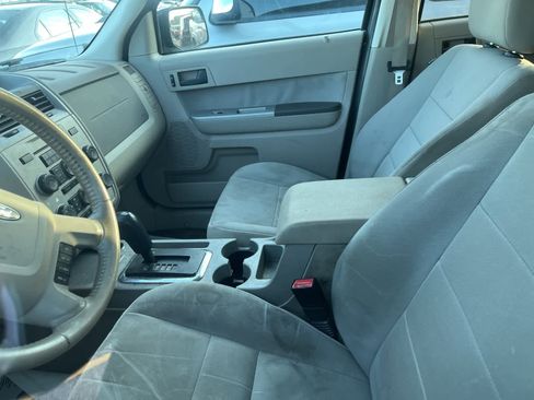 Used 2011 Ford Escape XLT image 24