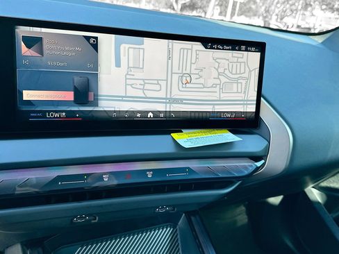 New 2025 BMW X3 xDrive30i w/ Premium Package image 12