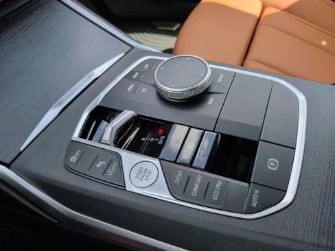 Used 2025 BMW 430i Coupe w/ Convenience Package RWD image 19
