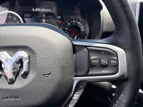 Used 2022 RAM 1500 Big Horn AWD/4WD image 24