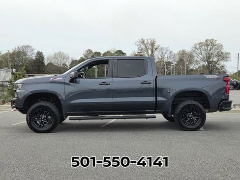 Used 2021 Chevrolet Silverado 1500 Custom Trail Boss w/ LPO, Dark Essentials Package image 2