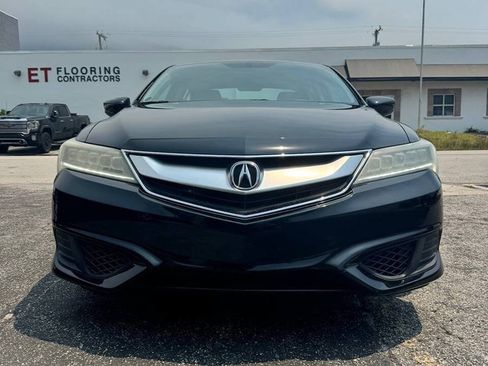 Used 2017 Acura ILX FWD image 2