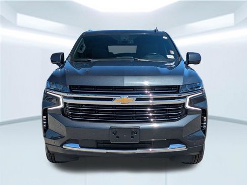 Used 2022 Chevrolet Suburban LT AWD/4WD image 10