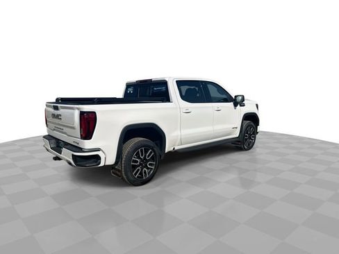Used 2023 GMC Sierra 1500 AT4 w/ AT4 Premium Package image 9