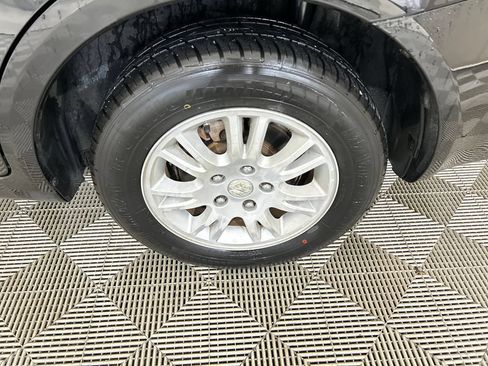 Used 2012 Suzuki SX4 LE FWD image 9